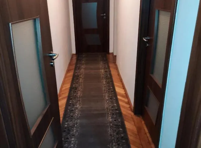 Cozy Three Апартаменти